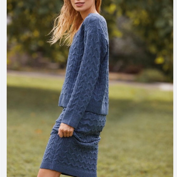 Knit Skirt Set, sz L - Picture 3 of 12